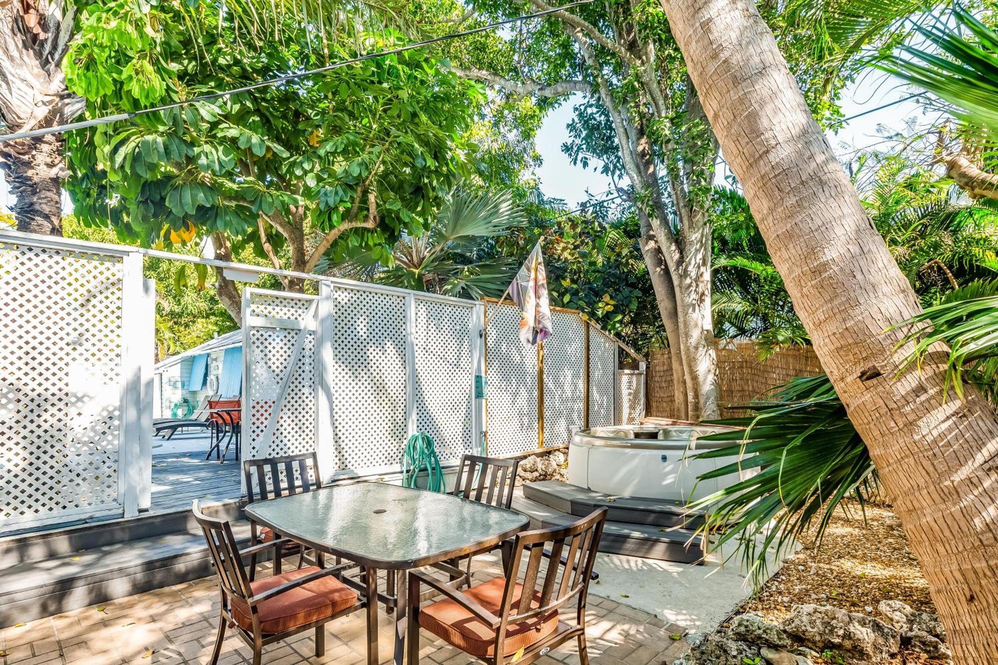 Tropical Village Cayo Hueso Exterior foto